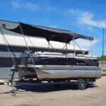 2023 Canadian built Legend Q-Series LE 19 Lounge Pontoon With Mercury 60 ELPT CT