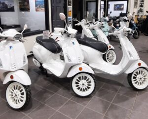 2023 Vespa Sprint 50 Scooter